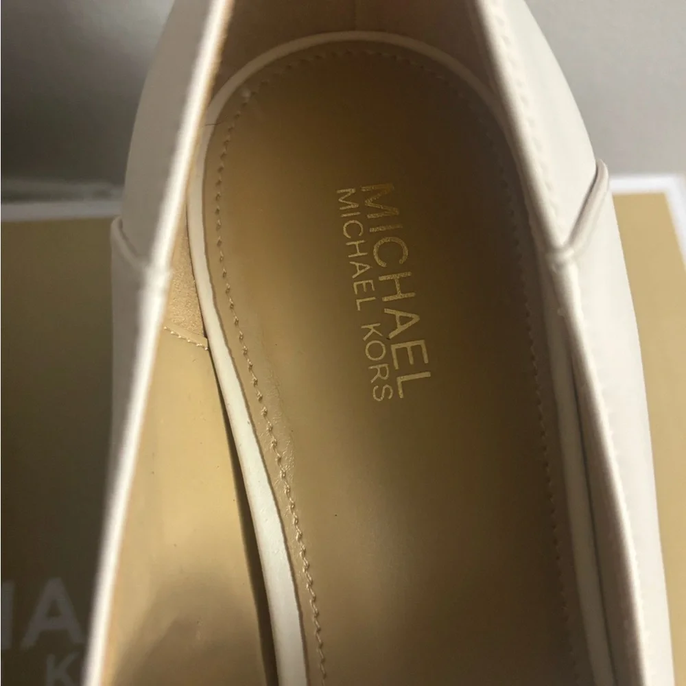 Michael Kors Rocco Block Heeled Loafer Leather LT Cream 9.5 #2